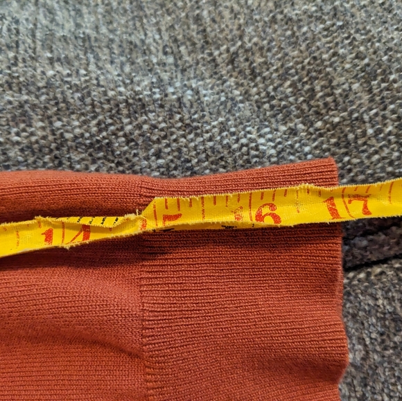 Relativity orange, raised fabric, button down cardigan, size 1X - Picture 9 of 10